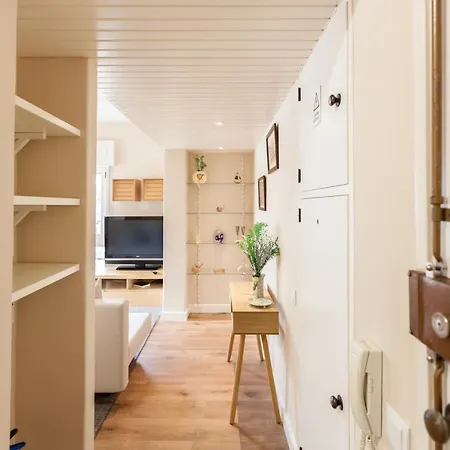 דירה Flh Homey With Balcony *