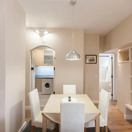 Flh Homey With Balcony דירה קסקאיס