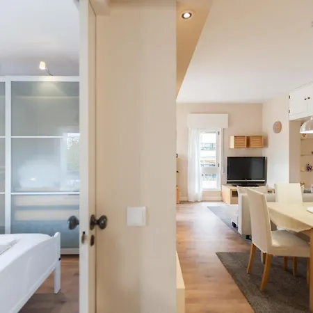 Flh Homey With Balcony *