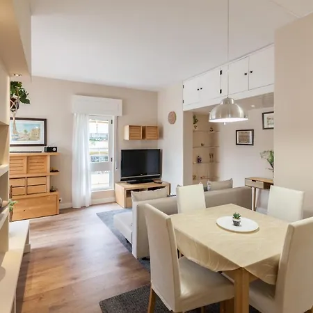 דירה Flh Homey With Balcony